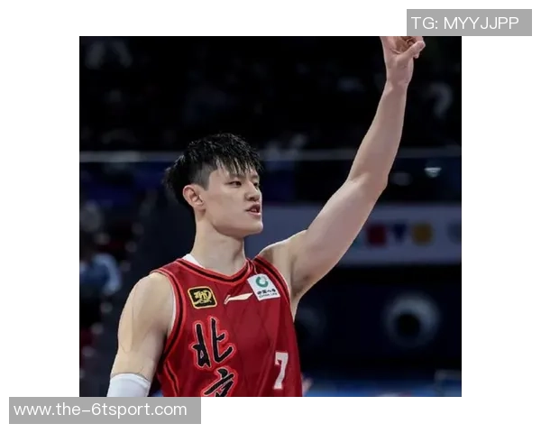 北京男篮提前布局曾凡博被篮网裁掉后仍有机会重返赛场